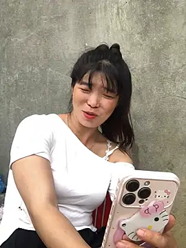 Snapshot of cuty_lusy chatting on July 7, 7:34 am cuty lusy online show from July 7, 7:34 am