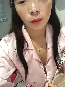 Snapshot of cuty_lusy chatting on July 8, 12:04 am cuty lusy online show from July 8, 12:04 am