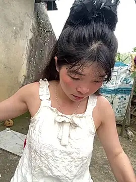 Snapshot of cuty_lusy chatting on July 14, 10:32 am cuty lusy online show from July 14, 10:32 am
