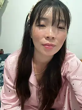 Snapshot of cuty_lusy chatting on July 22, 2:31 pm cuty lusy online show from July 22, 2:31 pm