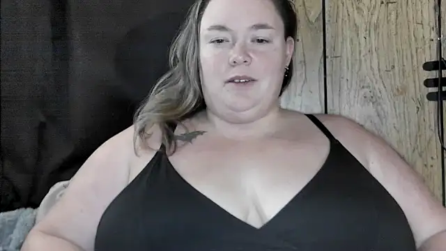 ladylynn13 online show from February 24, 11:14 pm