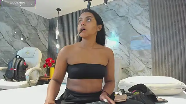 eva lain online show from March 11, 12:11 pm