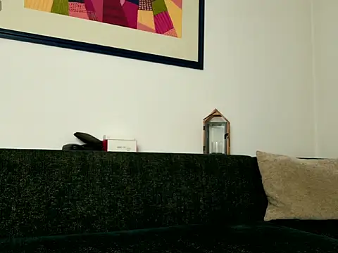 MiriamDelyn online show from February 10, 1:48 pm