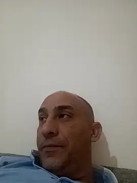 Snapshot of feri1985 chatting on February 15, 4:36 pm feri1985 online show from February 15, 4:36 pm