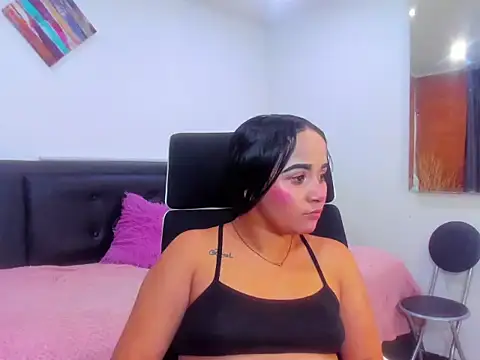  zara rosse online show from March 14, 3:45 am