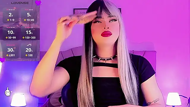 Snapshot of Danna_xz chatting on July 23, 5:55 pm Danna xz online show from July 23, 5:55 pm