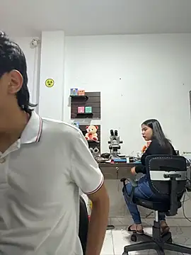 Snapshot of two_cam_latin chatting on February 28, 10:44 pm two cam latin online show from February 28, 10:44 pm