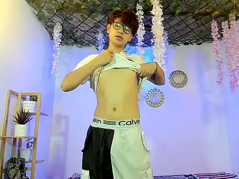 Lizeth hot2002 online show from March 8, 1:03 am