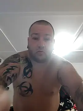 Snapshot of hotfiremike chatting on February 10, 1:15 pm hotfiremike online show from February 10, 1:15 pm