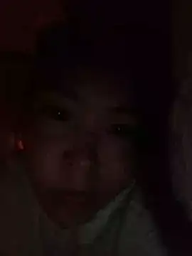 Snapshot of Yiyoongg chatting on June 18, 11:42 pm Yiyoongg online show from June 18, 11:42 pm