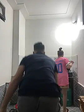 huyenzz online show from February 26, 11:31 am