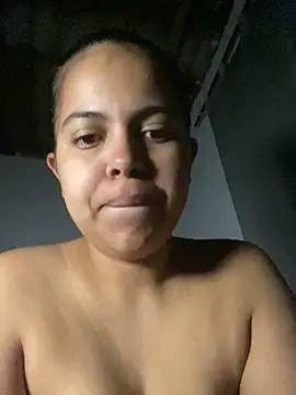 Snapshot of Liah_Luccas chatting on July 14, 5:45 am Liah Luccas online show from July 14, 5:45 am