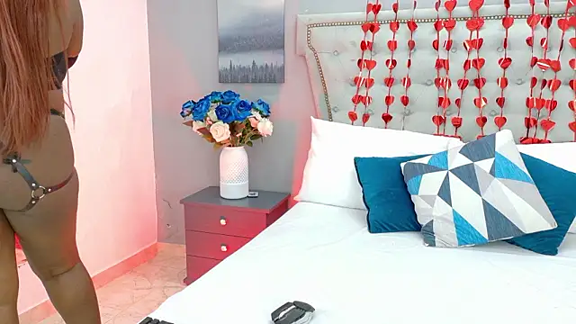 SarahBleer online show from February 14, 8:38 pm