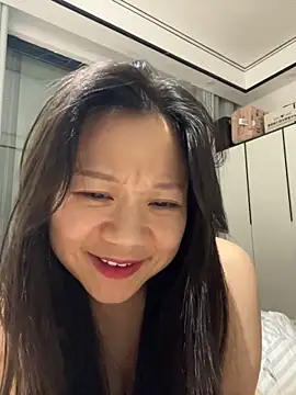 Snapshot of DDoo21 chatting on June 14, 1:46 pm DDoo21 online show from June 14, 1:46 pm