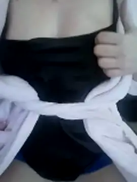 AkuManis online show from February 21, 1:01 pm