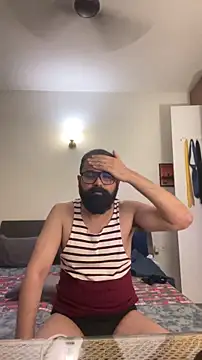 beerboy2222 online show from May 1, 8:02 pm