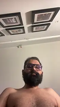 beerboy2222 online show from May 2, 9:14 am