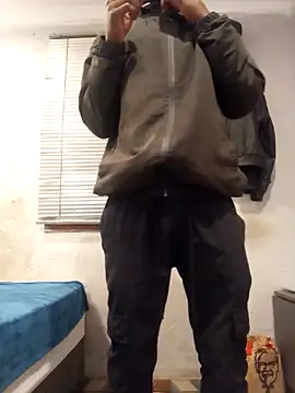 ZEEGOON online show from March 4, 9:21 pm