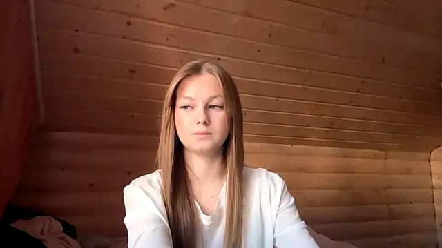 TessSamul online show from May 2, 4:12 pm