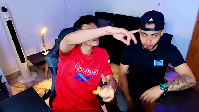 Xanderstone00 online show from March 12, 2:34 pm