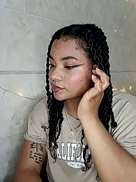 BrianaSweetxxx online show from March 6, 3:58 am