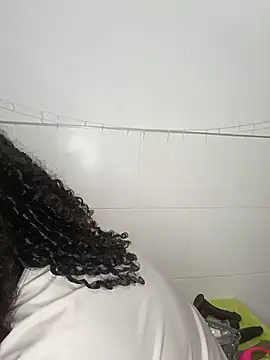 BrianaSweetxxx online show from June 28, 10:49 pm