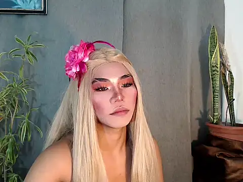 shopiaxox1 online show from March 10, 5:12 am