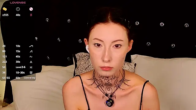 roxy morrison x online show from August 3, 9:48 am