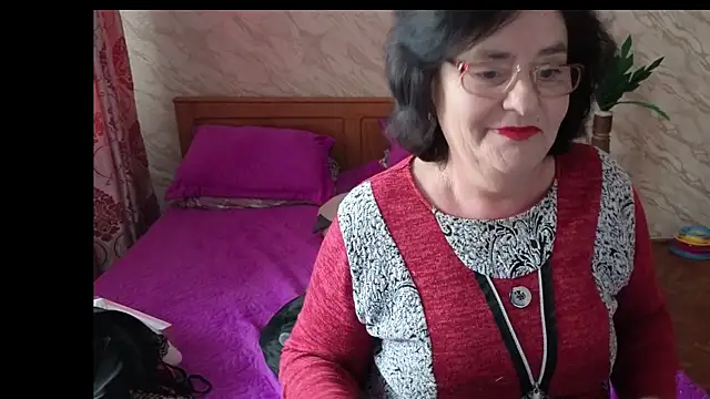 xMaryxAnne online show from April 30, 11:27 am