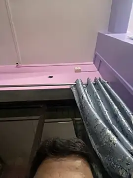 Snapshot of hassuniii chatting on February 26, 8:41 pm hassuniii online show from February 26, 8:41 pm