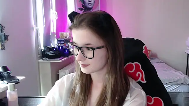 LunaXcherry online show from June 11, 4:38 pm