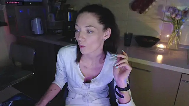 Snapshot of AyanaGrumpix chatting on March 30, 12:22 am AyanaGrumpix online show from March 30, 12:22 am