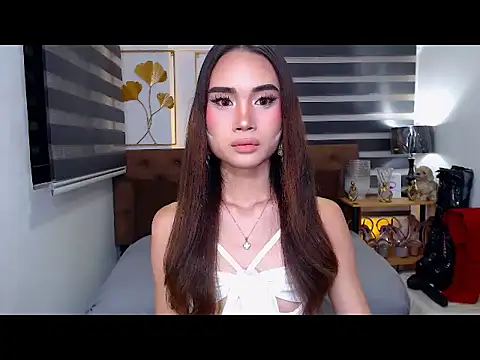 JuicyCockThea online show from July 26, 2:35 pm