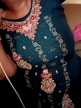 Simran 008 online show from April 29, 9:35 am