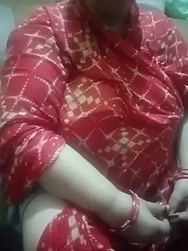 Snapshot of Simran_008 chatting on May 23, 4:00 pm Simran 008 online show from May 23, 4:00 pm