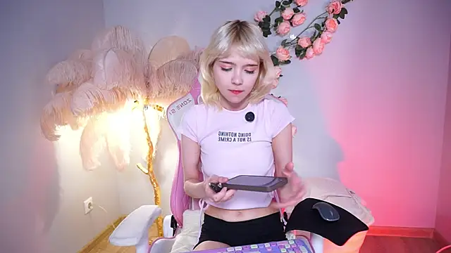 wow angel online show from May 20, 5:35 am