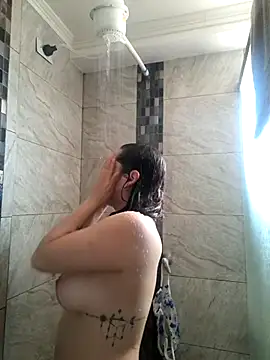 Jheriiz 1 online show from February 17, 6:14 pm