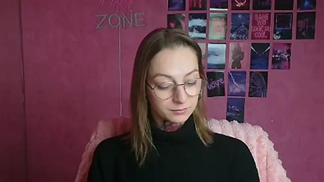 Esmi Winter online show from February 18, 6:20 am