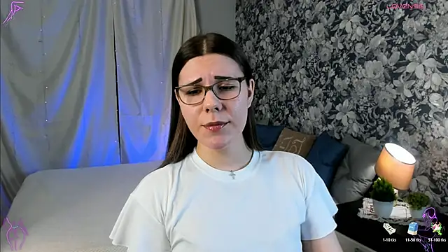 Coraline kitty online show from February 14, 7:49 am