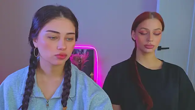 Snapshot of Sofia_Plump chatting on June 16, 11:02 am Sofia Plump online show from June 16, 11:02 am