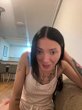 Karmenlovex online show from March 13, 7:20 pm