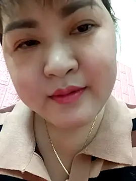 Kee-kimlee online show from February 18, 2:40 am