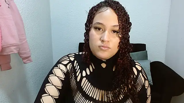 leilanewgirl online show from February 23, 12:35 pm