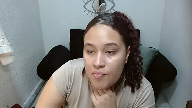 leilanewgirl online show from March 12, 12:33 pm