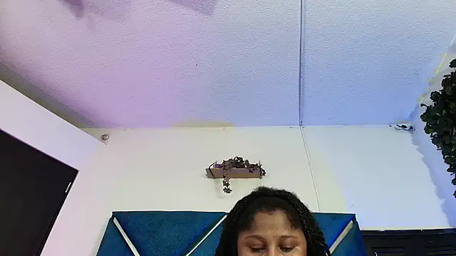 AlexaRousse4u online show from April 30, 10:25 pm