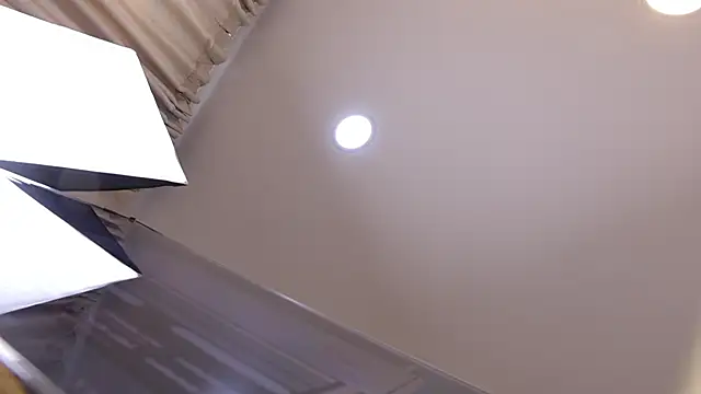 SaraLugo online show from March 2, 12:45 pm