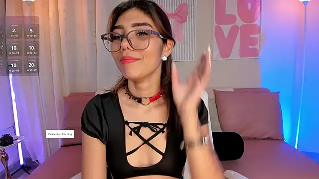 LiliteaseX online show from April 10, 8:02 pm