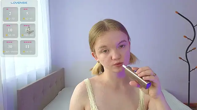 StellaBunny online show from June 11, 4:32 am