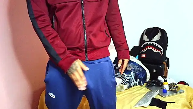 Bdarenth007 online show from February 24, 3:21 pm