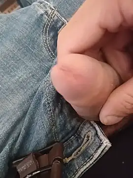 josef197712 online show from July 4, 6:14 pm